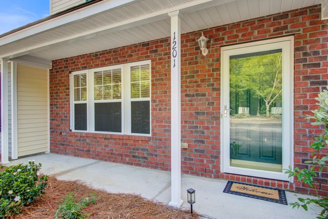 1201 Pine Bluff Drive, Summerville, SC 29483
