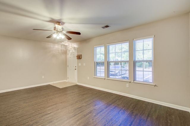 1201 Pine Bluff Drive, Summerville, SC 29483