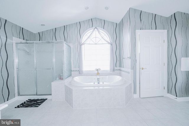 19338 PARADISE MANOR DR, Hagerstown, MD 21742