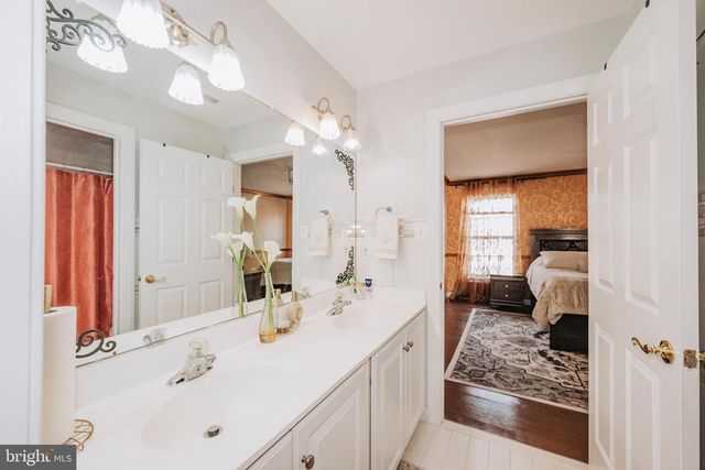 19338 PARADISE MANOR DR, Hagerstown, MD 21742