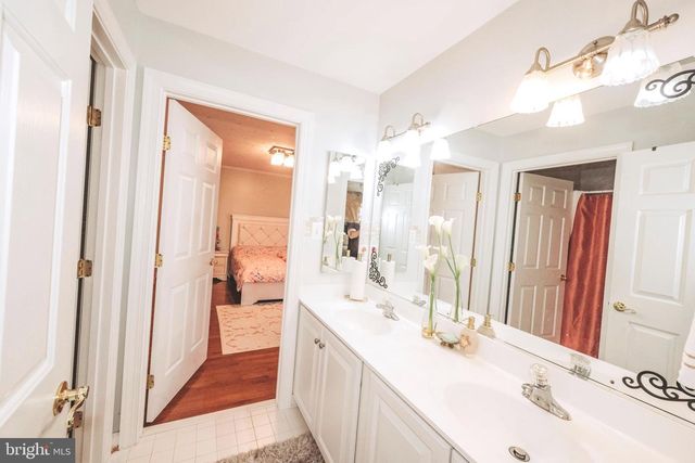 19338 PARADISE MANOR DR, Hagerstown, MD 21742