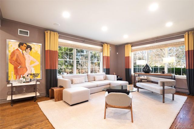 40 Kings Court, Chappaqua, NY 10514