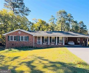 4125 Oak, Douglasville, GA 30134
