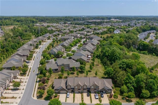 633 Stags Leap Court, High Point, NC 27265