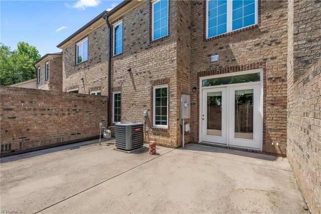 633 Stags Leap Court, High Point, NC 27265
