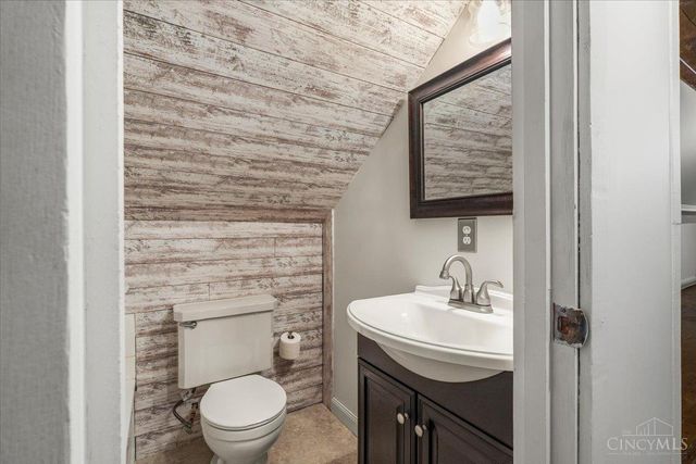 6235 Elbrook Avenue, Golf Manor, OH 45237