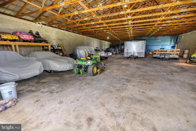 158 C PLEASANT VIEW RD, Halifax, PA 17032