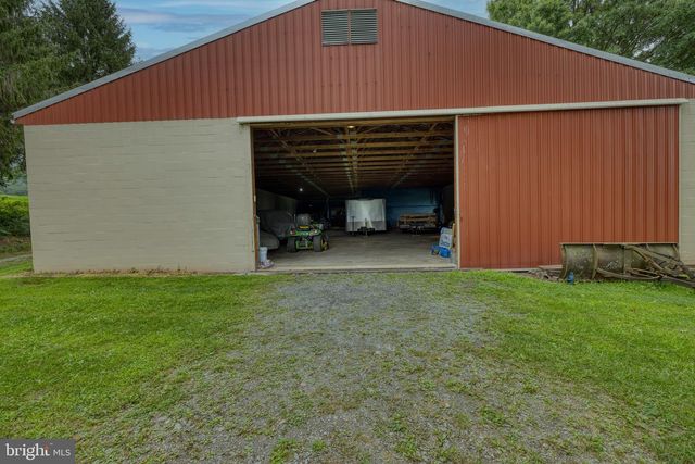 158 C PLEASANT VIEW RD, Halifax, PA 17032