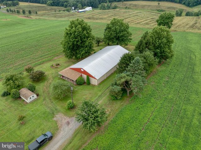 158 C PLEASANT VIEW RD, Halifax, PA 17032