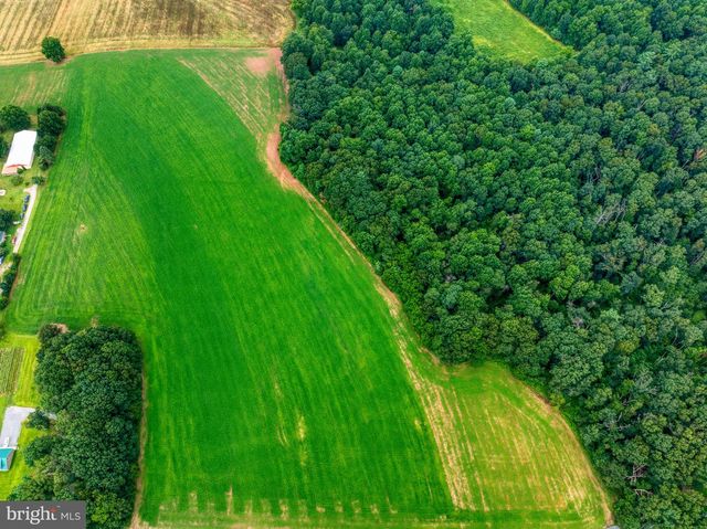 158 C PLEASANT VIEW RD, Halifax, PA 17032