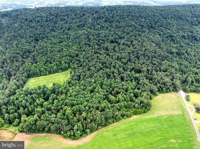 158 C PLEASANT VIEW RD, Halifax, PA 17032