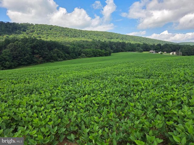 158 C PLEASANT VIEW RD, Halifax, PA 17032