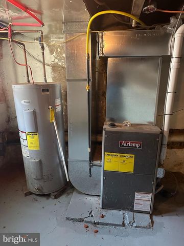 5004 TACOMA ST, Philadelphia, PA 19144