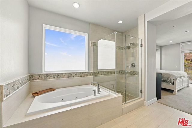 13071 Bluff Creek Drive, Los Angeles, CA 90094