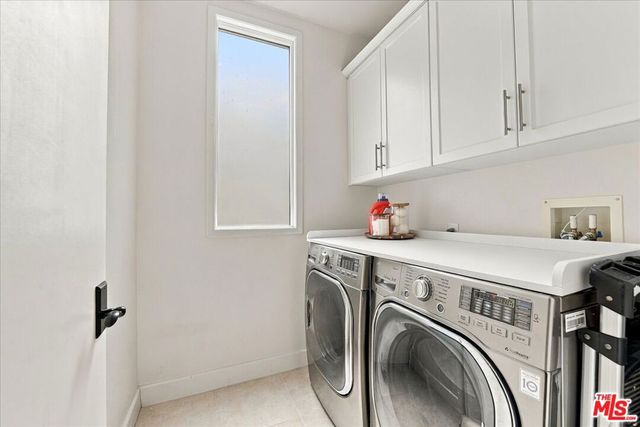 13071 Bluff Creek Drive, Los Angeles, CA 90094