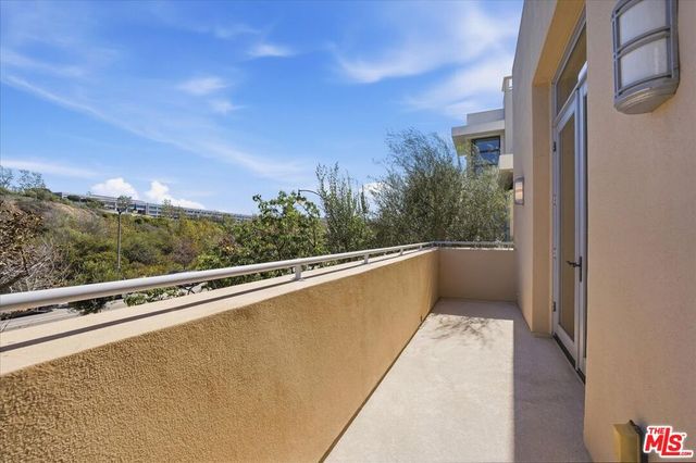 13071 Bluff Creek Drive, Los Angeles, CA 90094