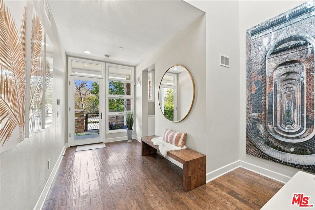 13071 Bluff Creek Drive, Los Angeles, CA 90094 — photo 2