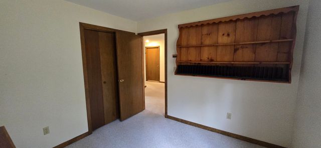 1608 Marsh Family Road, Hartford, VT 05059