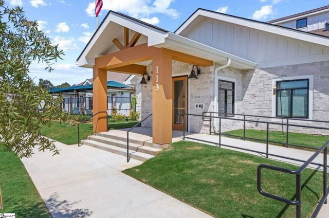 3 Snader Circle, Simpsonville, SC 29681