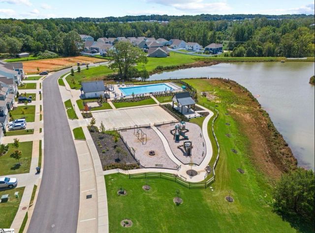 3 Snader Circle, Simpsonville, SC 29681