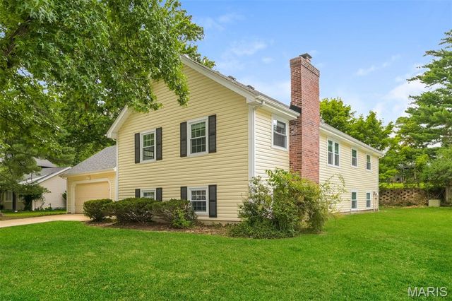 15027 Isleview Drive, Chesterfield, MO 63017