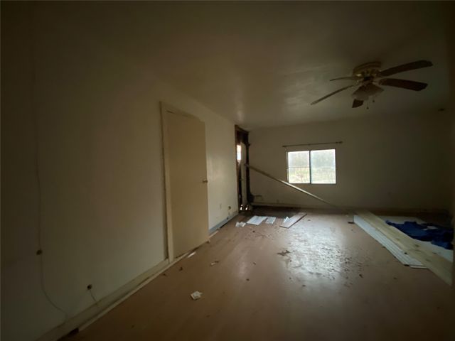 920 Vz County Road 3504, Wills Point, TX 75169