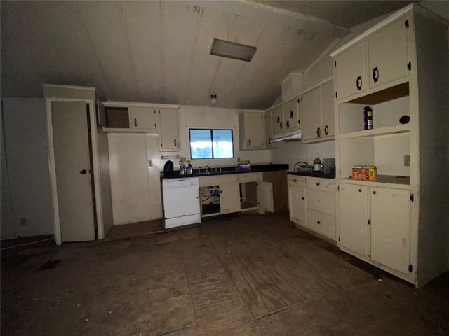 920 Vz County Road 3504, Wills Point, TX 75169