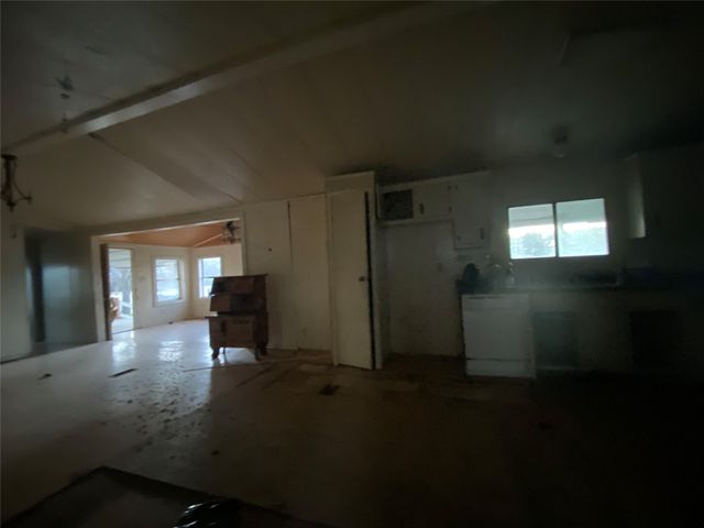 920 Vz County Road 3504, Wills Point, TX 75169