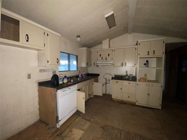 920 Vz County Road 3504, Wills Point, TX 75169