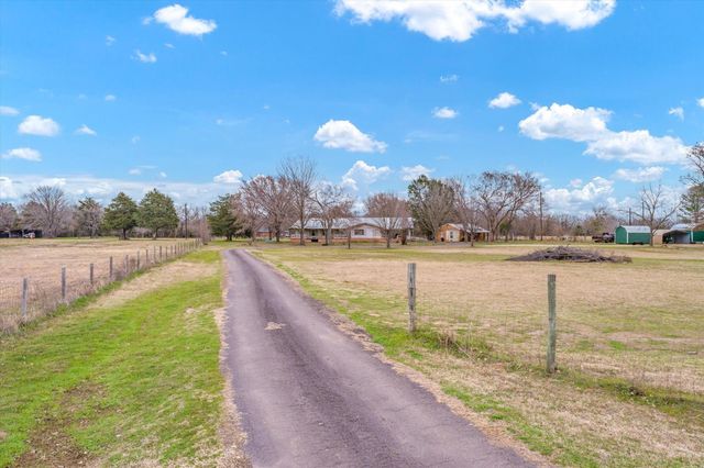 920 Vz County Road 3504, Wills Point, TX 75169