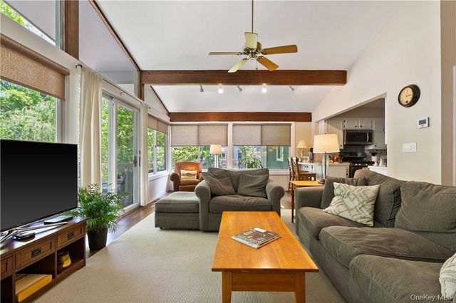 14 Marlene Court, Rye, NY 10580