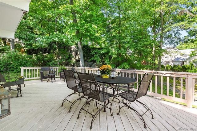 14 Marlene Court, Rye, NY 10580