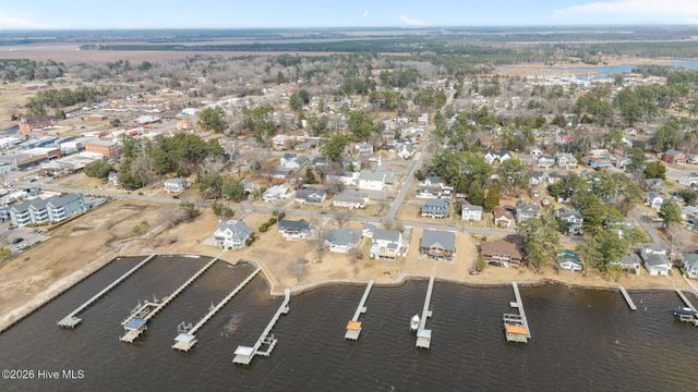 489 E Pungo Street, Belhaven, NC 27810