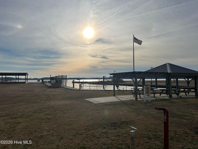 489 E Pungo Street, Belhaven, NC 27810