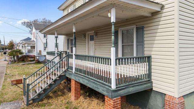 489 E Pungo Street, Belhaven, NC 27810