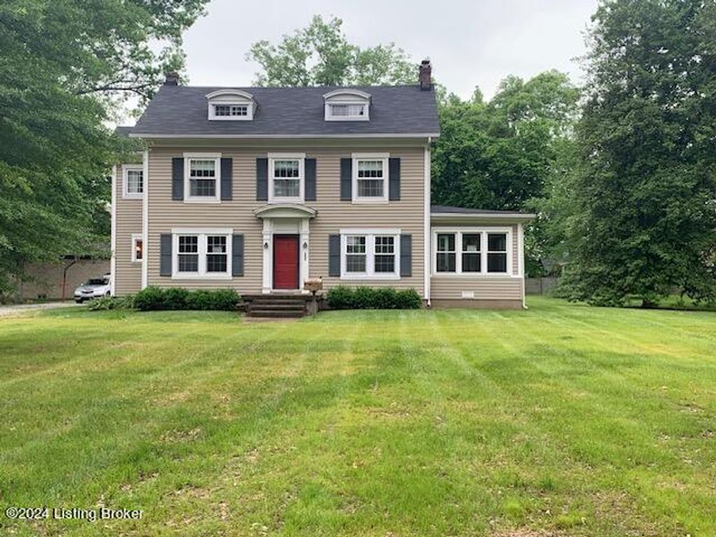 325 Wood Rd, Lyndon, KY 40222