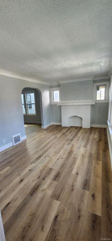 16201 Turner Street, Detroit, MI 48221