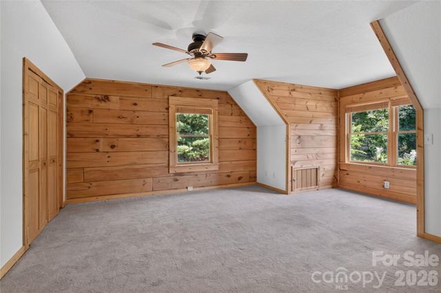 335 Whites Lake Boulevard, Saluda, NC 28773