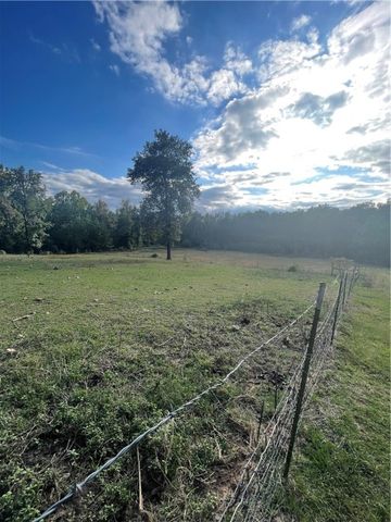 695 County road 4491, Clarksville, AR 72830