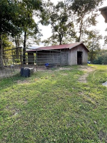 695 County road 4491, Clarksville, AR 72830