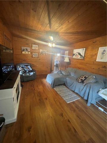 695 County road 4491, Clarksville, AR 72830