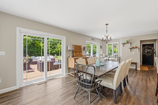 34899 Pabst ROAD, Oconomowoc, WI 53066