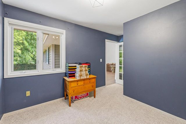34899 Pabst ROAD, Oconomowoc, WI 53066