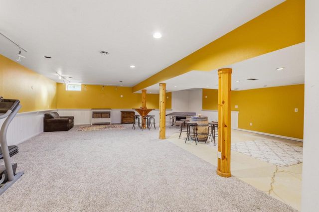 34899 Pabst ROAD, Oconomowoc, WI 53066