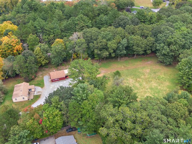 150 Paper Mill Road, Lisbon, CT 06351