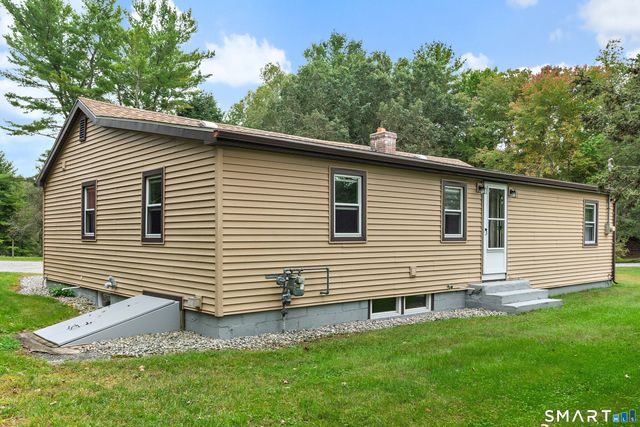 150 Paper Mill Road, Lisbon, CT 06351