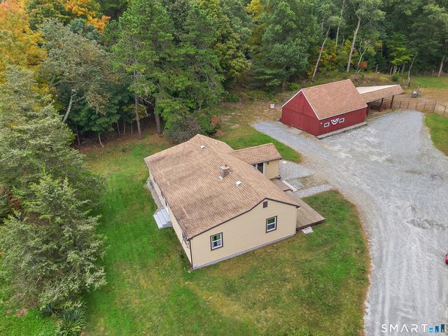 150 Paper Mill Road, Lisbon, CT 06351