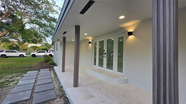 10540 SW 125th St, Miami, FL 33176