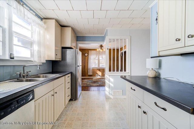 2492 Old Kings Road, Catskill, NY 12414