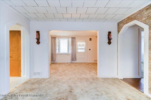 2492 Old Kings Road, Catskill, NY 12414